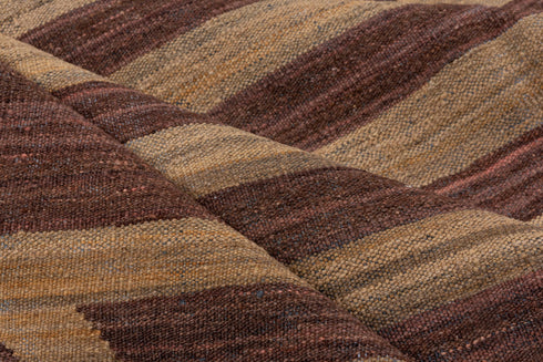 Vintage Kilim Area Rug (5' x 8')